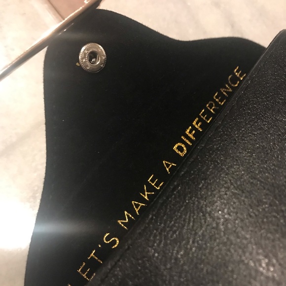 DIFF sunglasses 🕶 “Let’s Make a Difference” - Picture 7 of 9